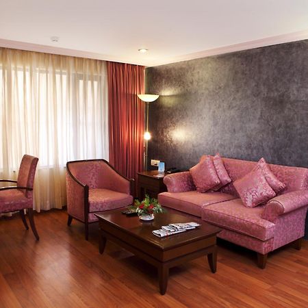 Le Lac Sarovar Portico- Ranchi Ngoại thất bức ảnh