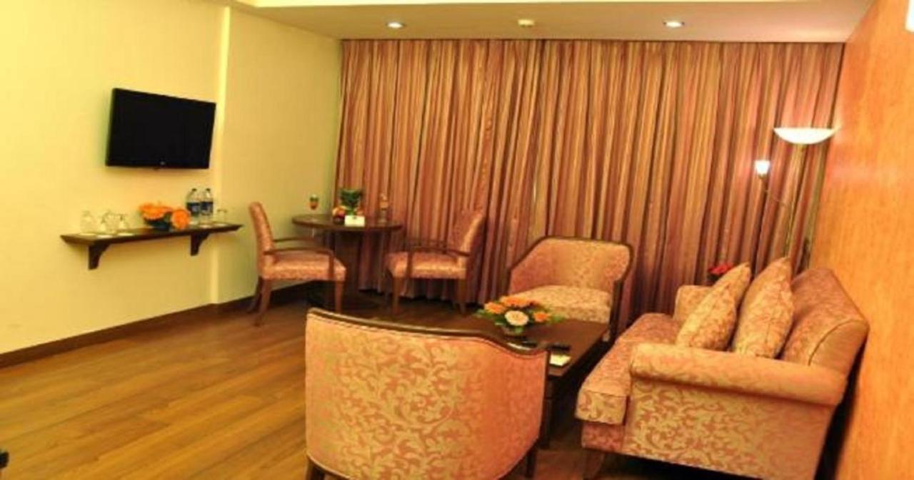 Le Lac Sarovar Portico- Ranchi Ngoại thất bức ảnh