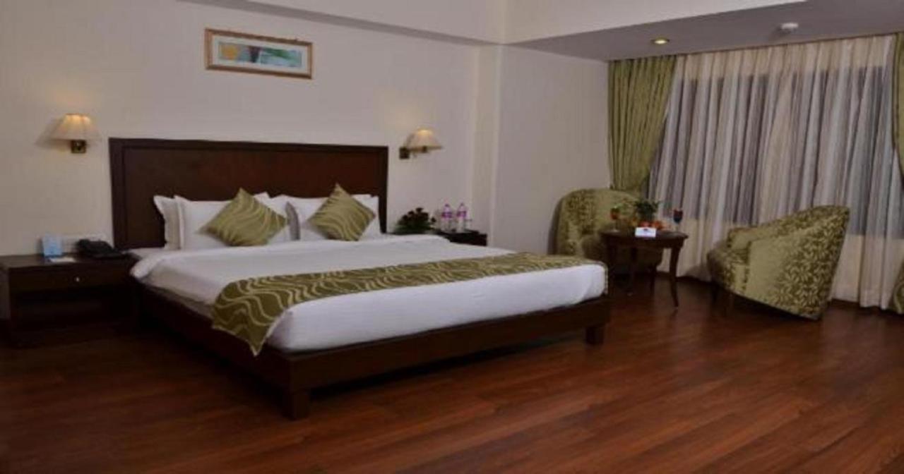 Le Lac Sarovar Portico- Ranchi Ngoại thất bức ảnh