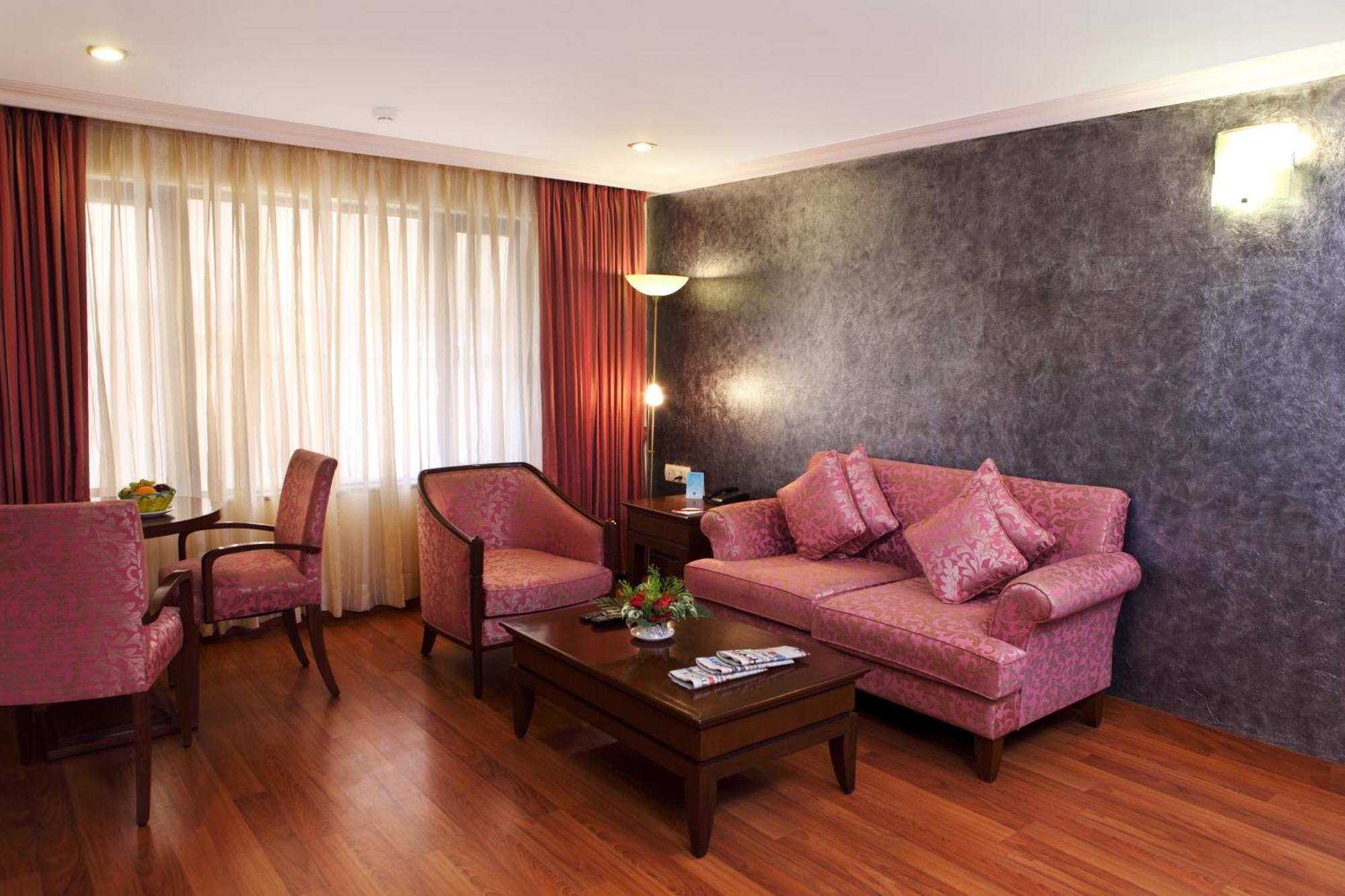Le Lac Sarovar Portico- Ranchi Ngoại thất bức ảnh