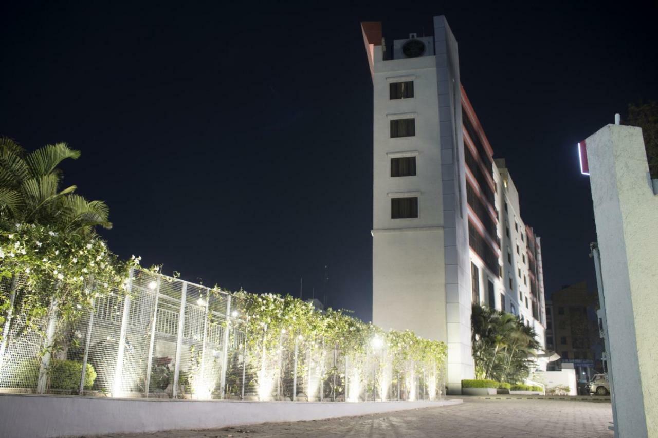 Le Lac Sarovar Portico- Ranchi Ngoại thất bức ảnh