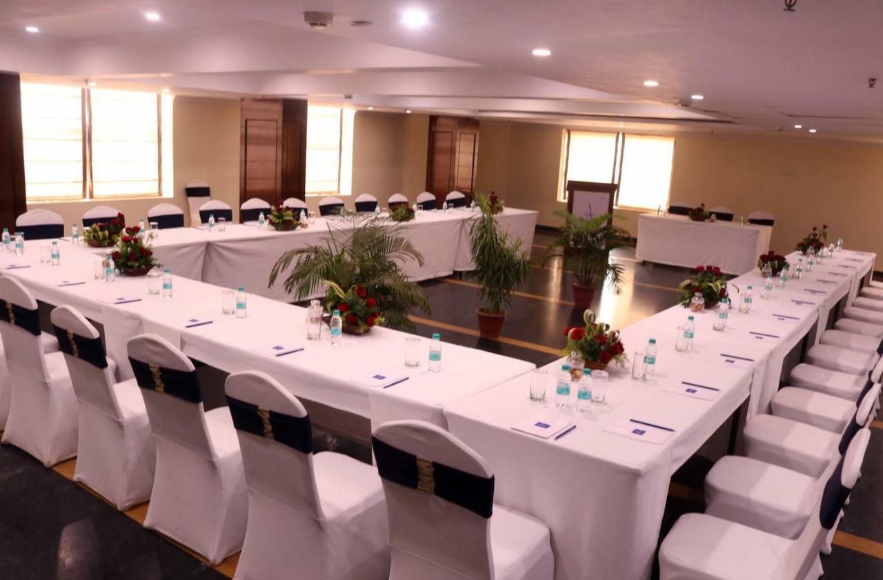 Le Lac Sarovar Portico- Ranchi Ngoại thất bức ảnh