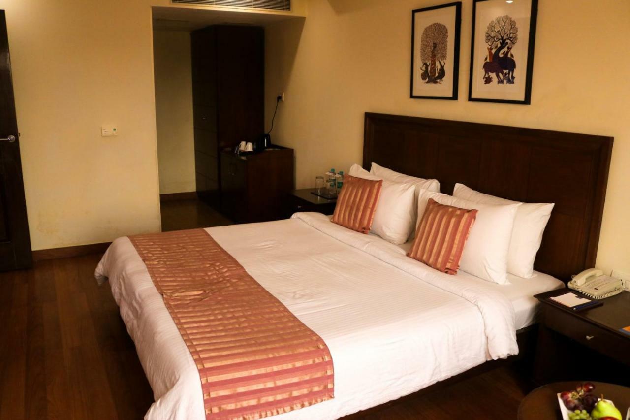Le Lac Sarovar Portico- Ranchi Ngoại thất bức ảnh